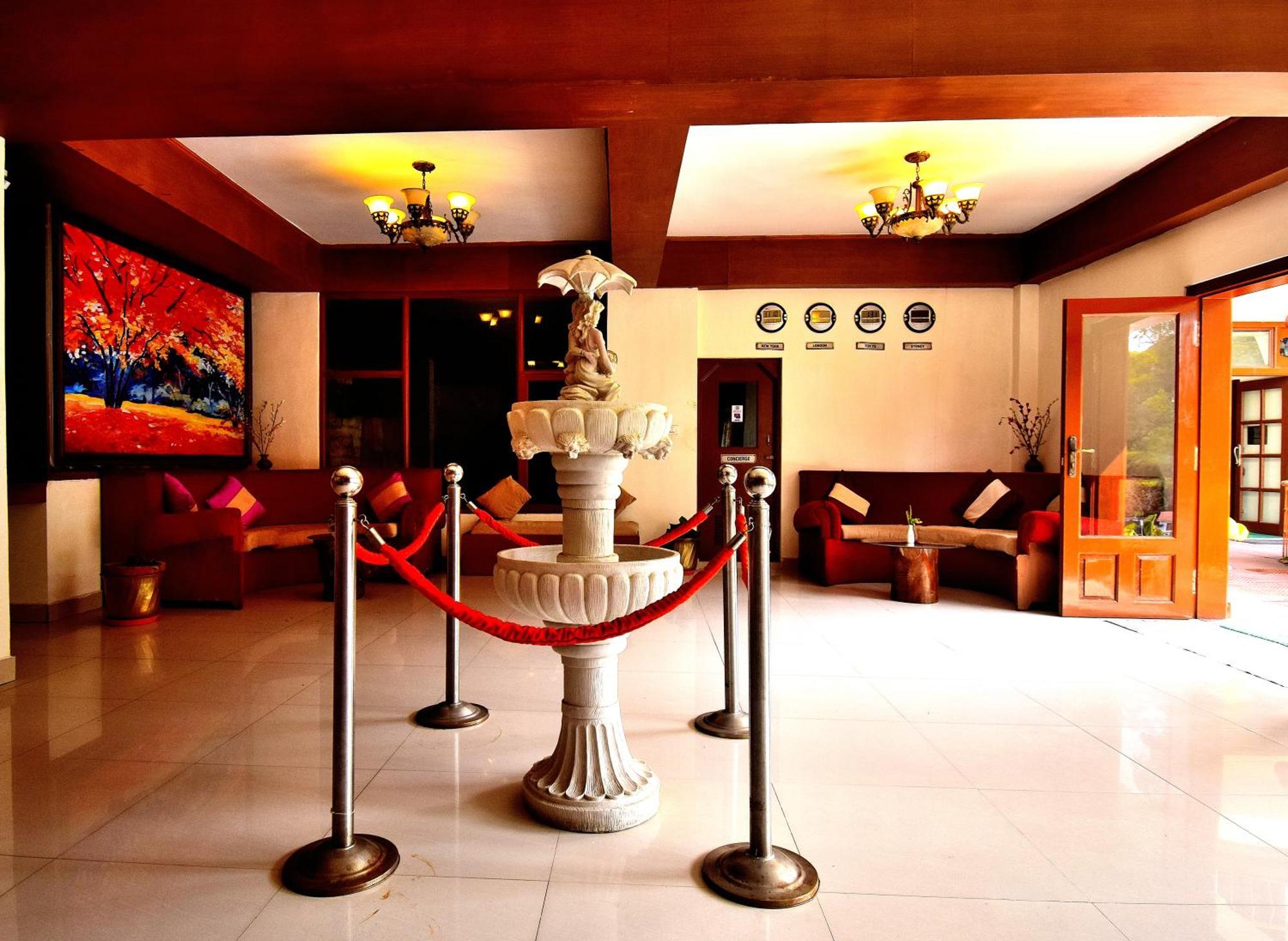 New Carnival Hotel Kodaikanal Buitenkant foto