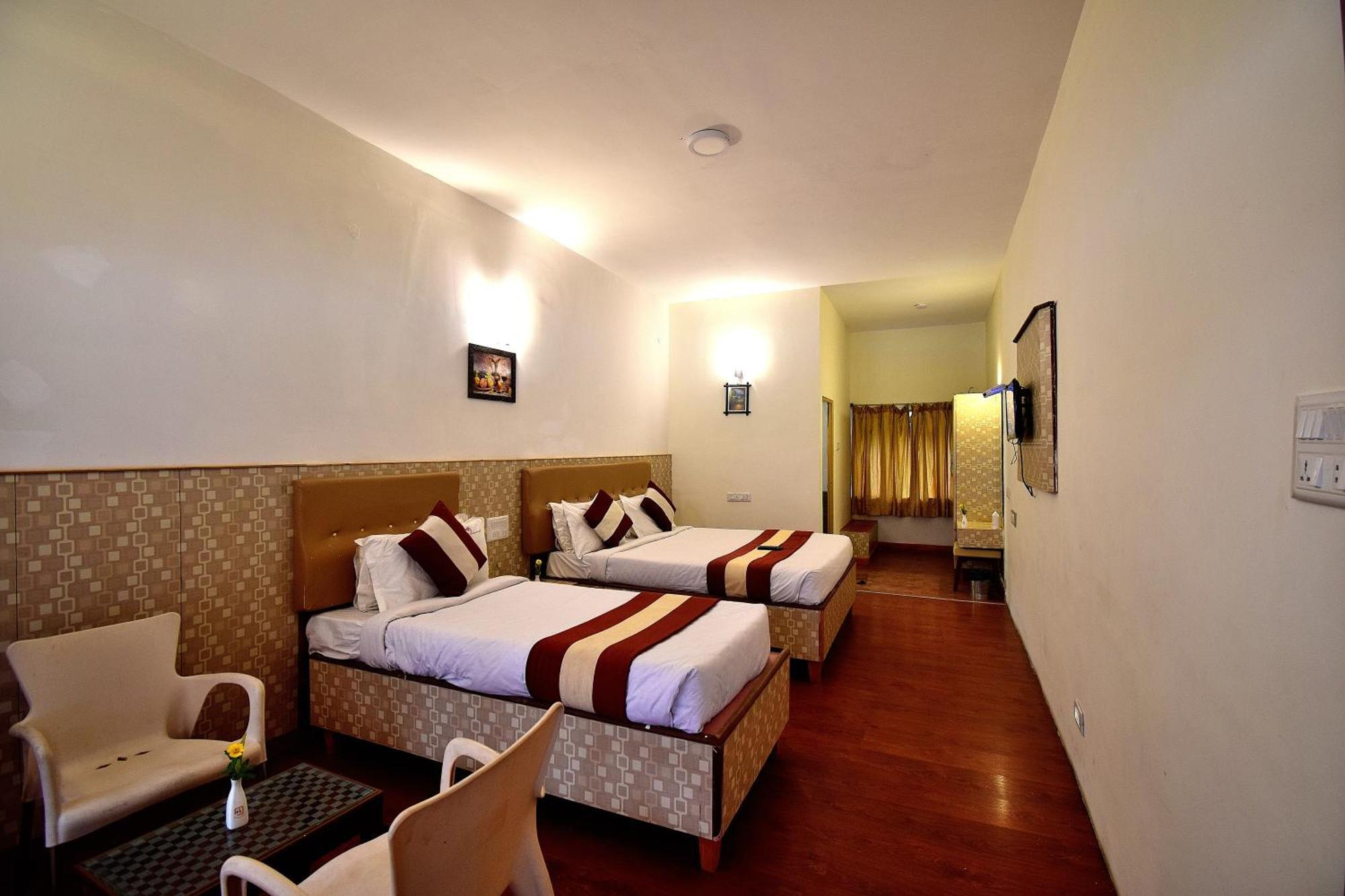 New Carnival Hotel Kodaikanal Buitenkant foto